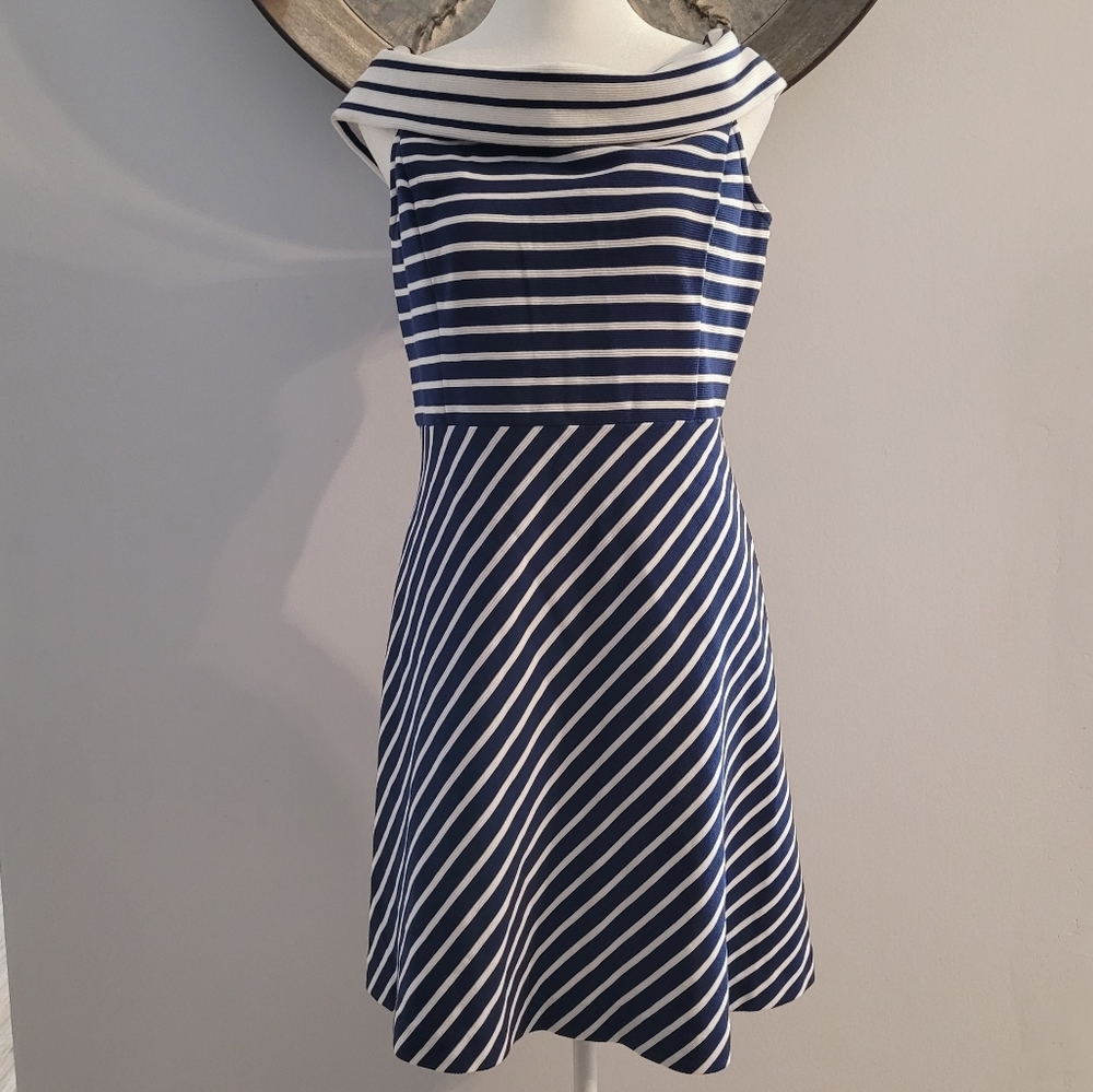 Vineyard Vines Off-the-Shoulder Navy & White Midi Dress – Size Small - Picture 2 of 10